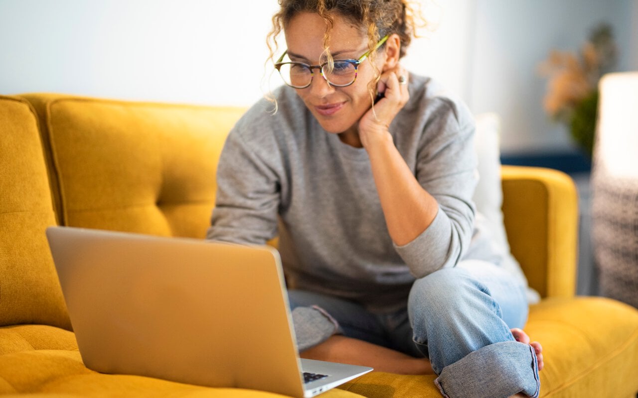 Ta en sjekk og se om du har feriedager du kan overføre! Foto: Adobe Stock