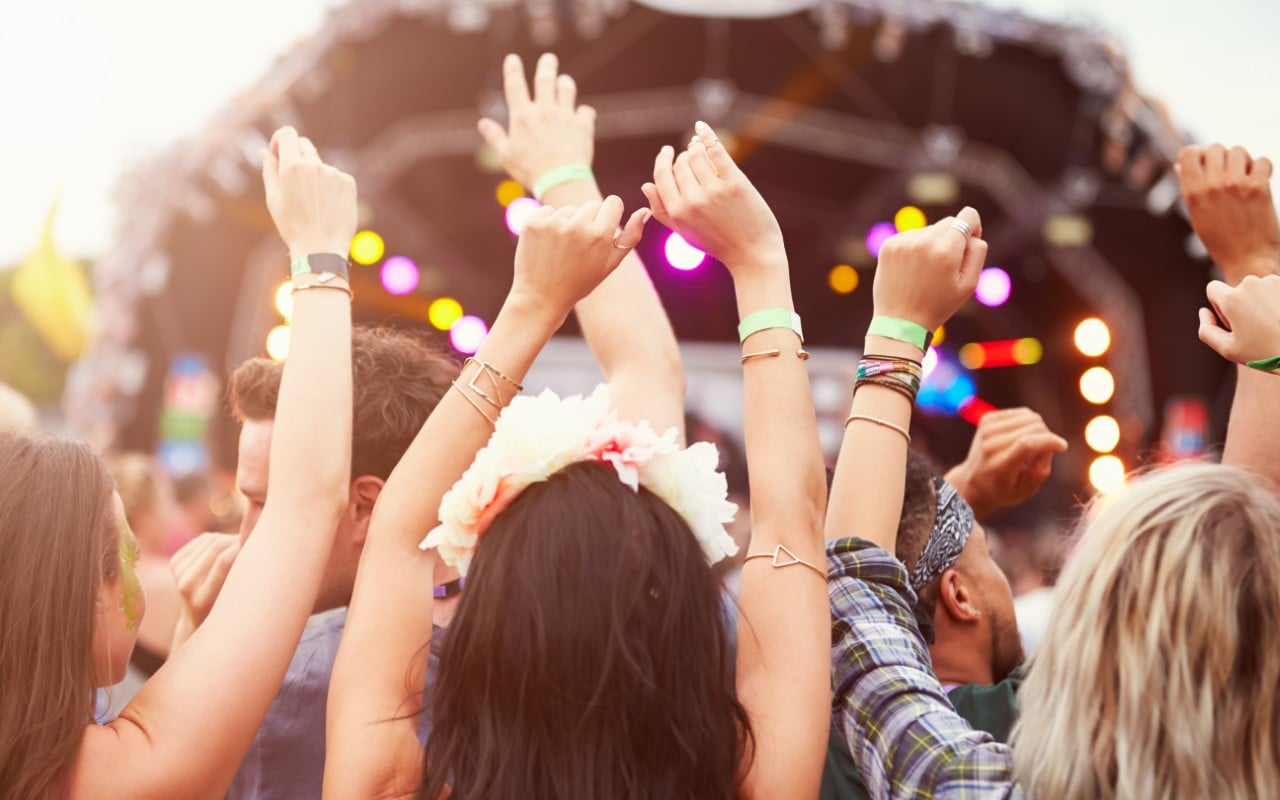 Gjennom denne artikkelserien har vi gått gjennom hvordan ytelser til frivillige på festival skal vurderes, håndteres og dokumenteres. Foto: AdobeStock