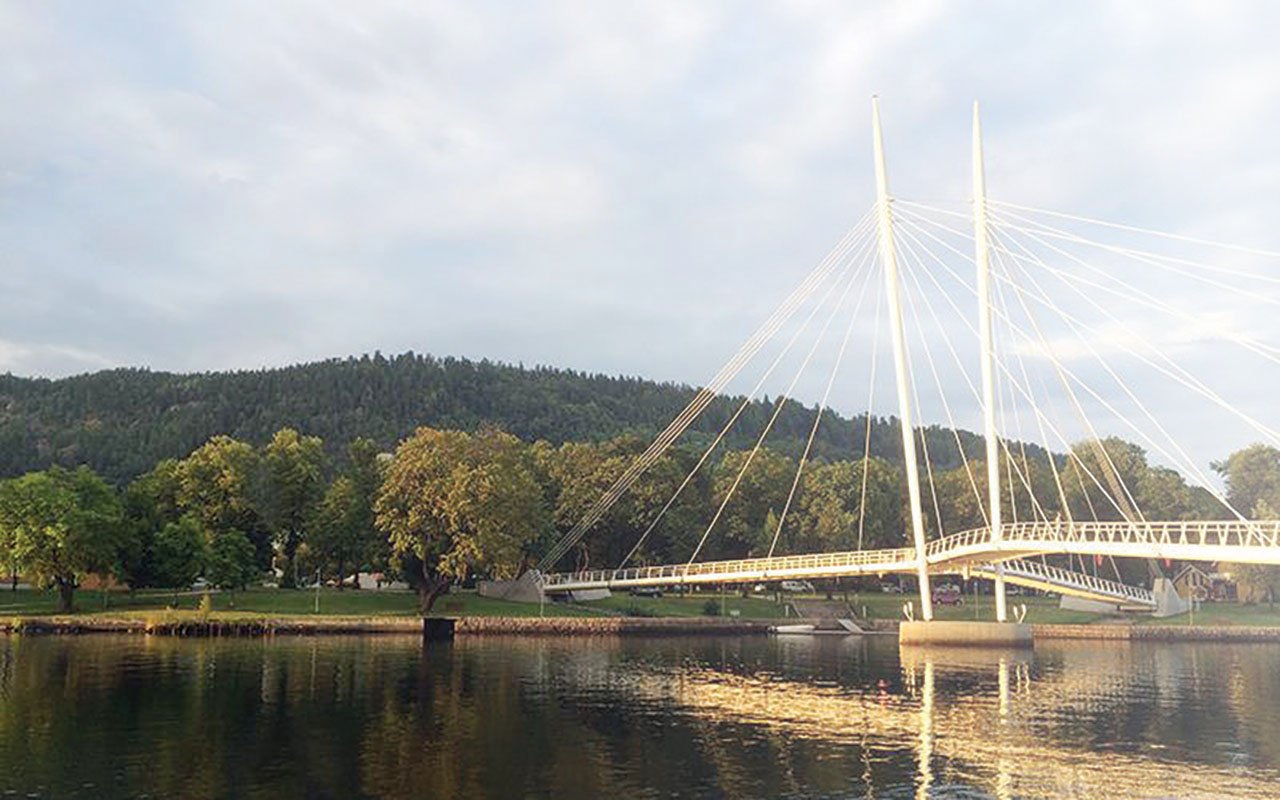 Bilde av en bro i Drammen