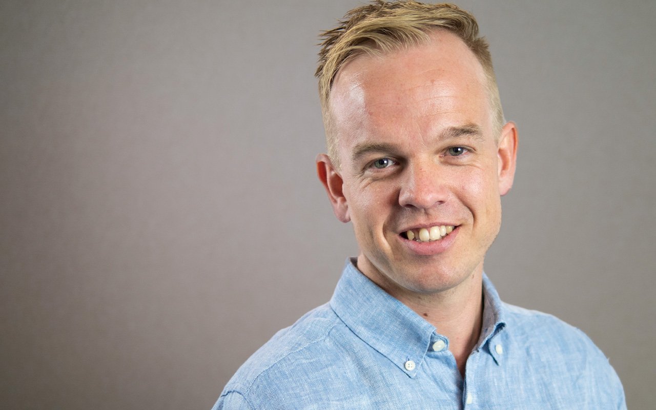 Erik Østebø, nytt styremedlem i Regnskap Norge, tror det vil bli stilt høyere krav til tilgjengelighet i tiden som kommer. Foto: Olaf Tonnaer Christensen