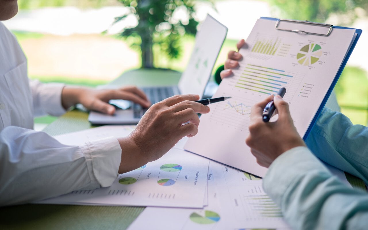 Vi oppfordrer deg som medlem til å komme med innspill til oversettelsen. Foto: doidam10, Adobe Stock