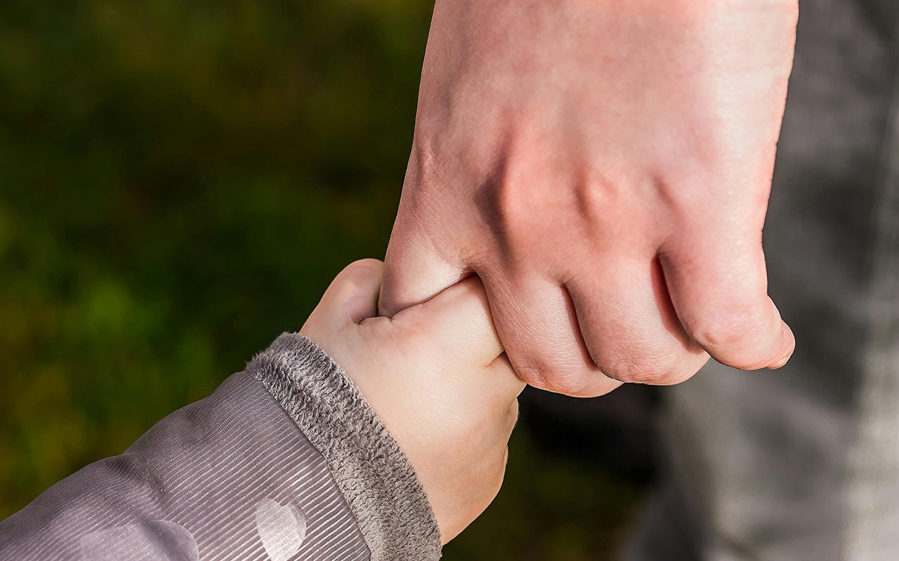 Nå blir det mer attraktivt med lenger foreldrepermisjon. Foto: Pixabay, Pexels