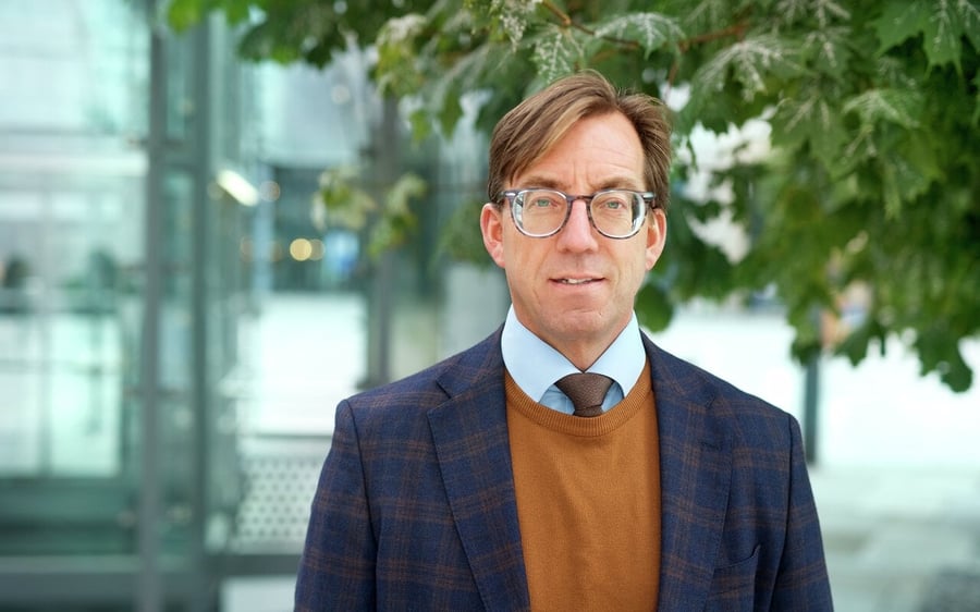 – NSRS Entry Level er utviklet slik at alle – også de aller minste – kan komme i gang med bærekraftsrapportering og sikre en konkurransedyktig bærekraftig omstilling, sier Rune Aale-Hansen. FOTO: CF-Wesenberg/kolonihaven.no