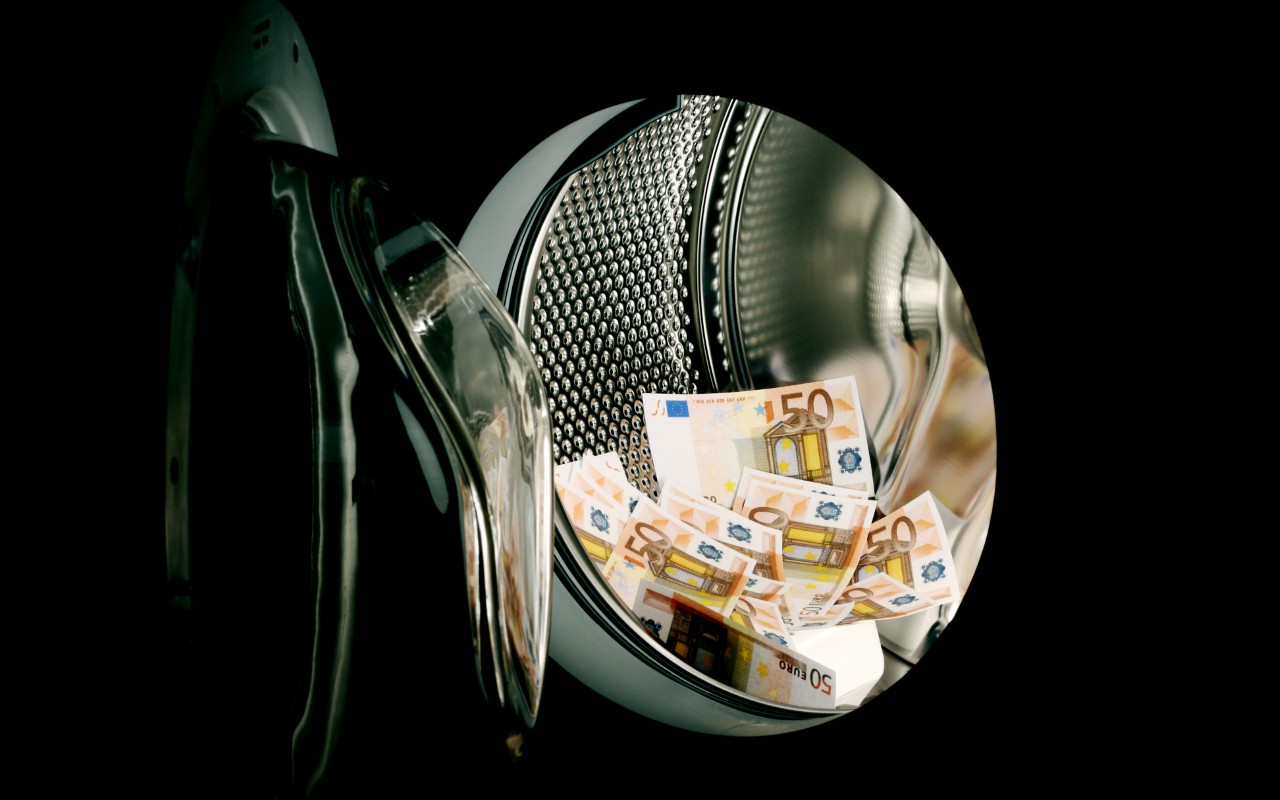 Innskudd av kontanter øker igjen, noe som kan indikere at kontanter i større grad enn tidligere hvitvaskes i Norge. Foto: AdobeStock